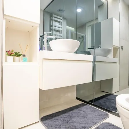 Stylish Getaway - Immerse Yourself In Luxury *
